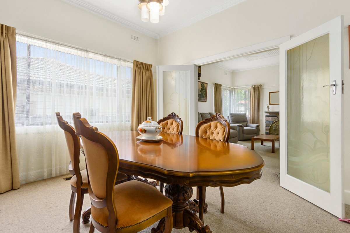 35 Irymple Avenue, Kew East image 7