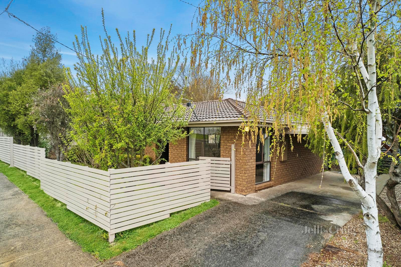 35 Jennings Street, Kyneton image 2