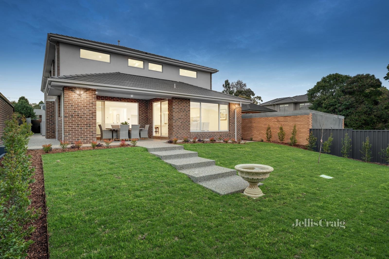 35 Jordan Grove, Glen Waverley image 12