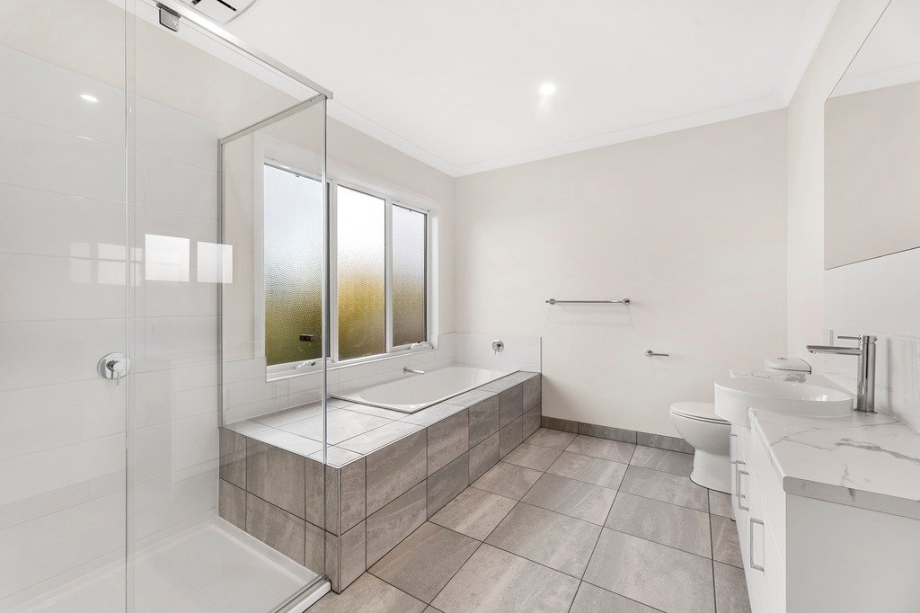 3/5 Keats Road, Mooroolbark image 4