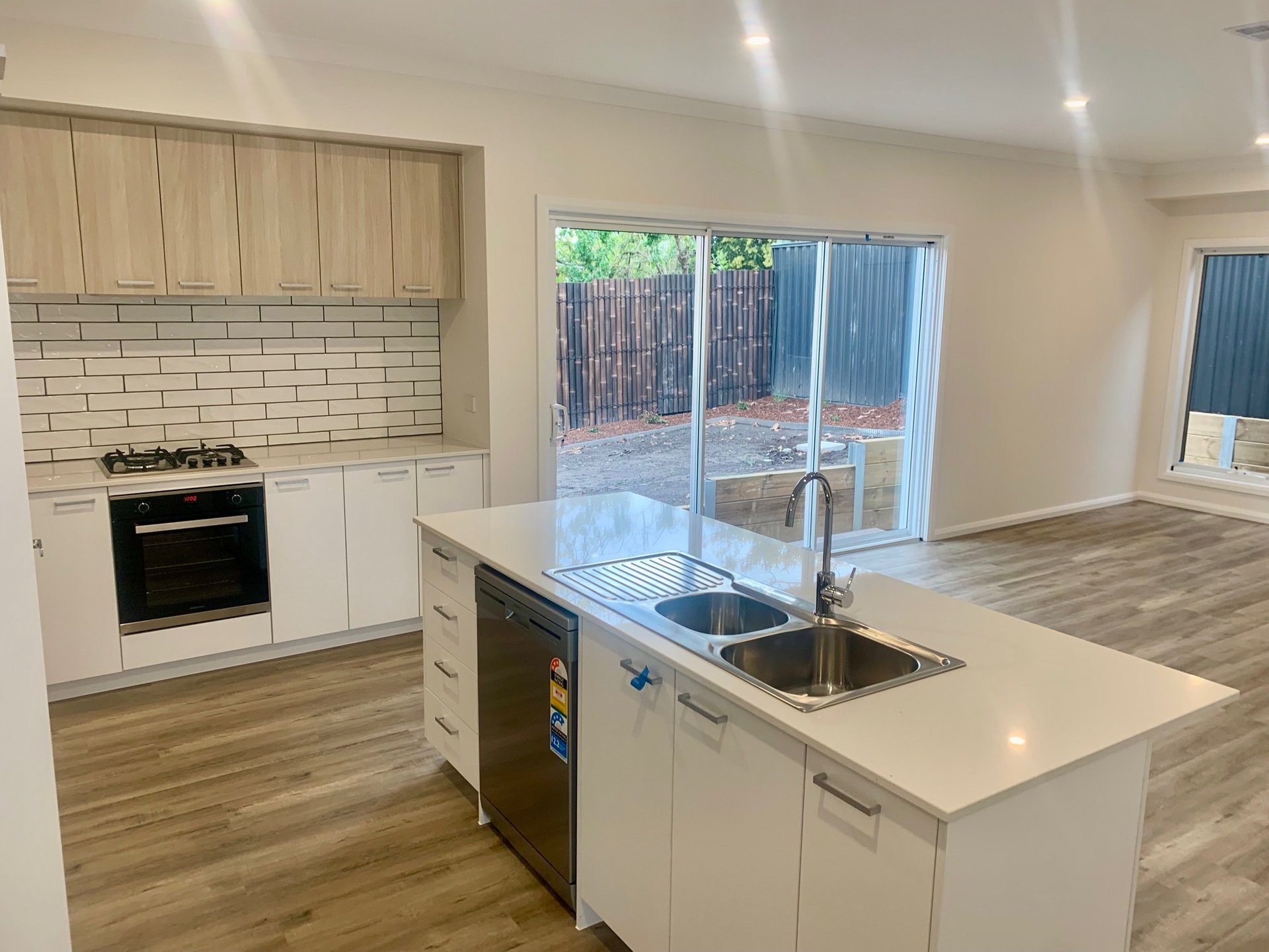 3/5 Keats Road, Mooroolbark image 3