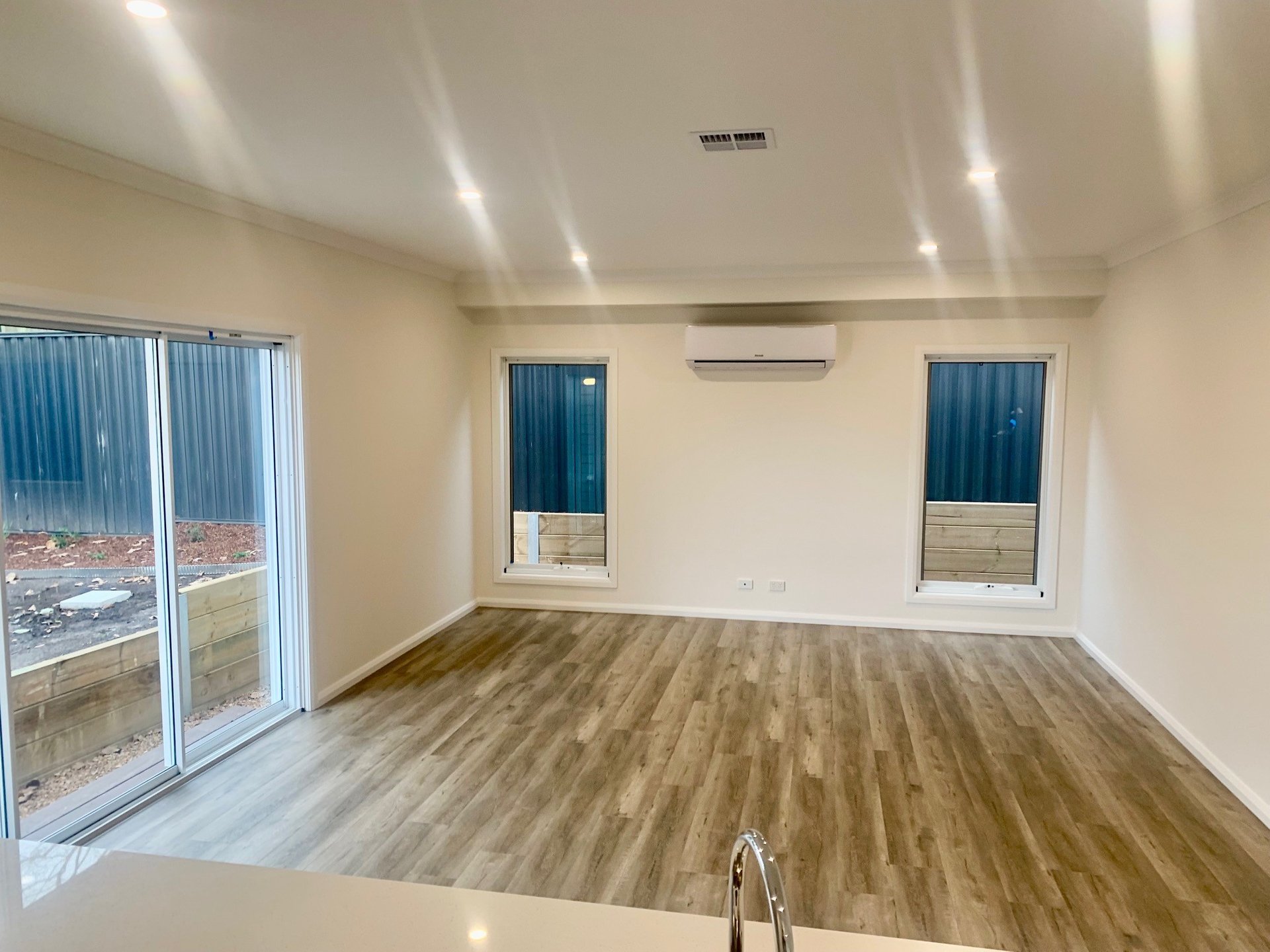 3/5 Keats Road, Mooroolbark image 2