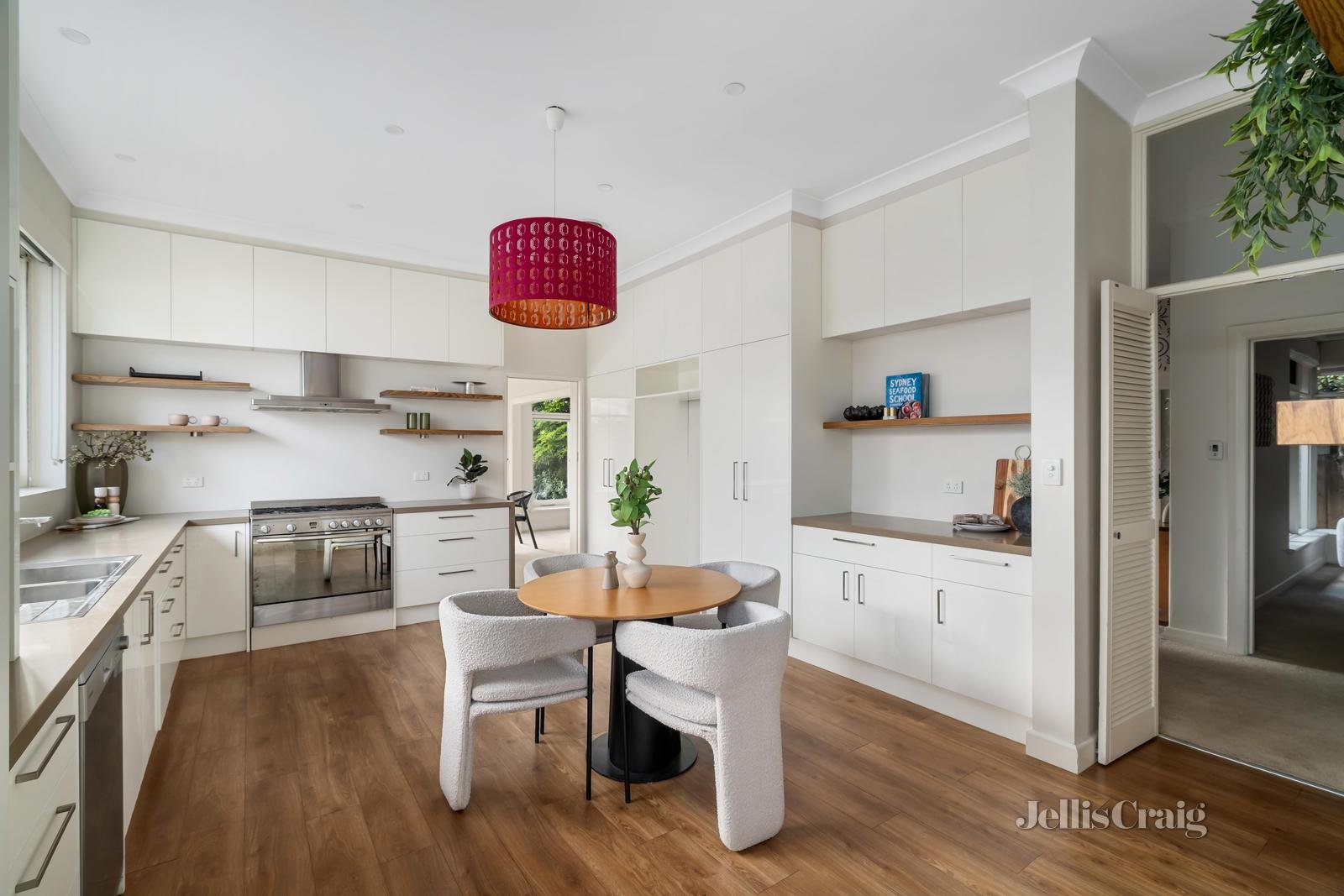 35 Kellett Grove, Kew image 4