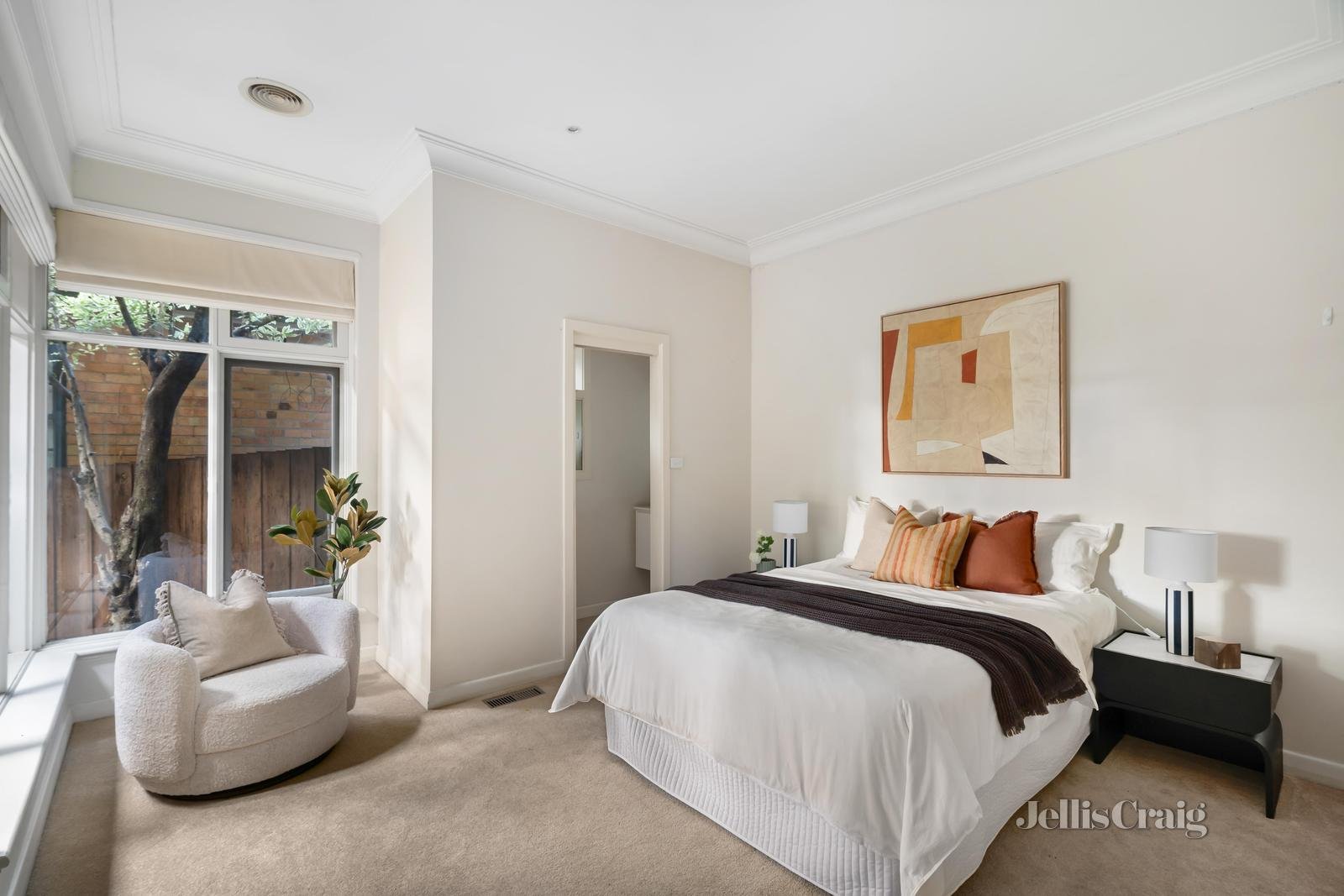 35 Kellett Grove, Kew image 5