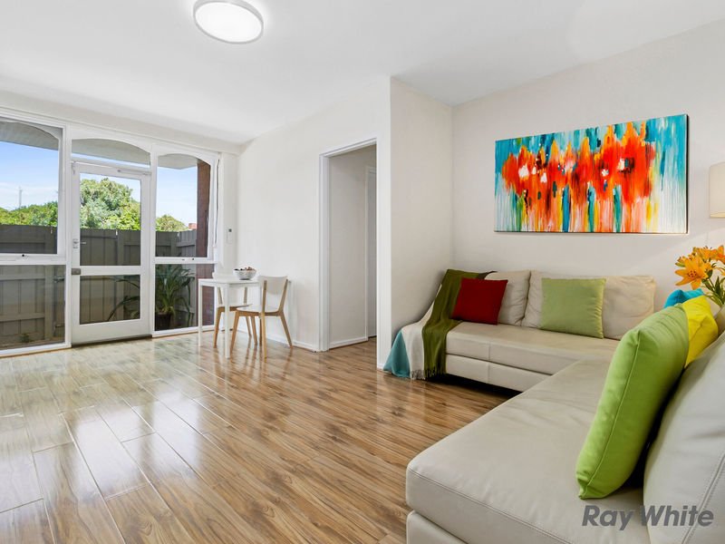 3/5 Kent Road, Box Hill image 1