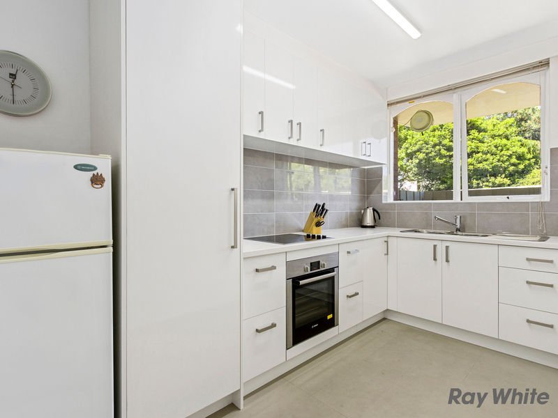 3/5 Kent Road, Box Hill image 4