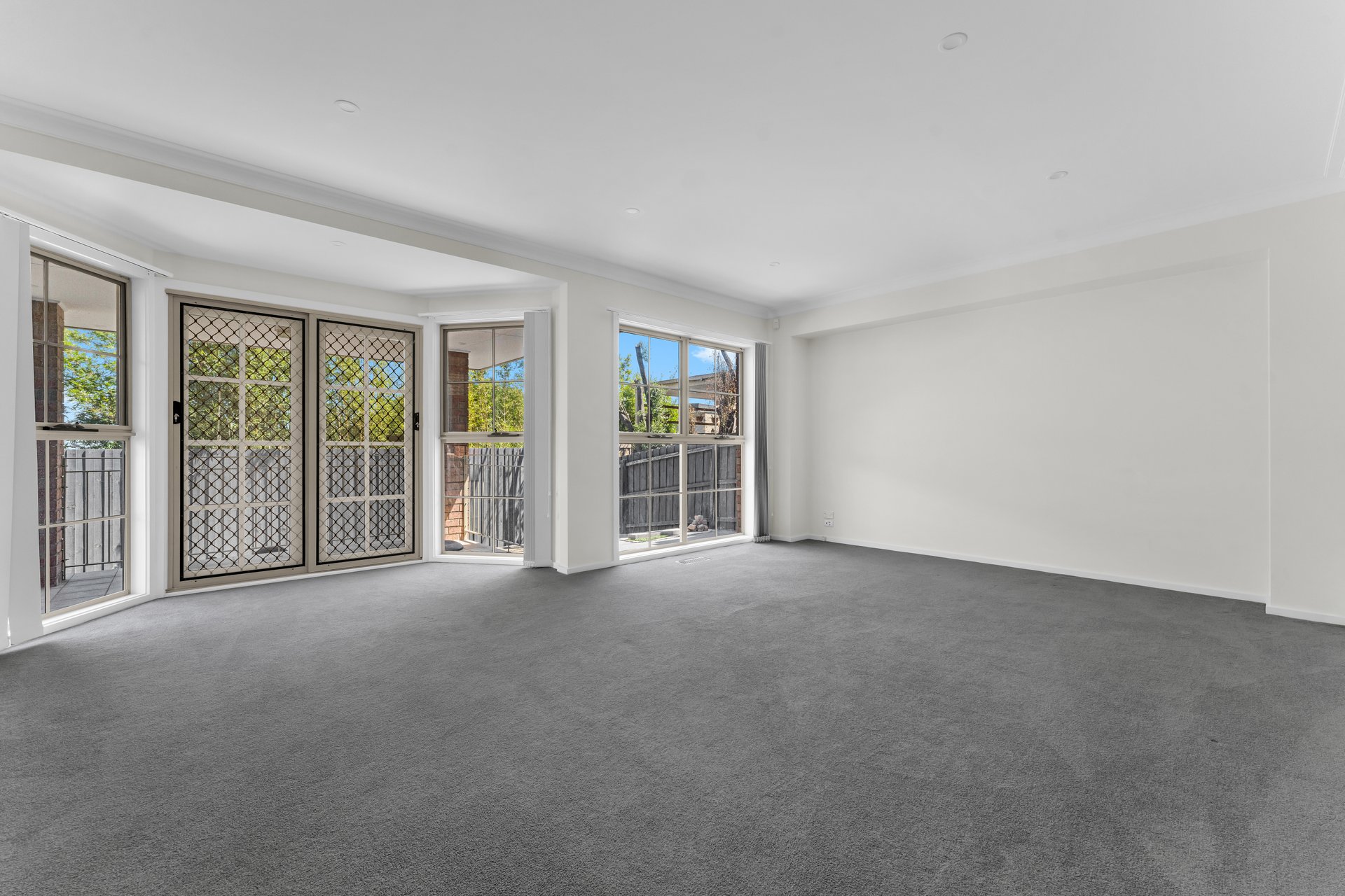 35 Kierens Way, Chadstone image 4