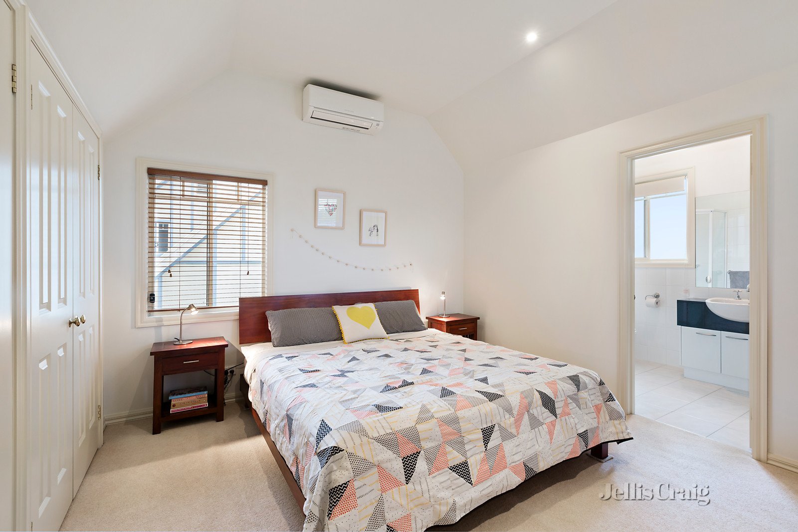 3/5 King Street, Glen Iris image 5