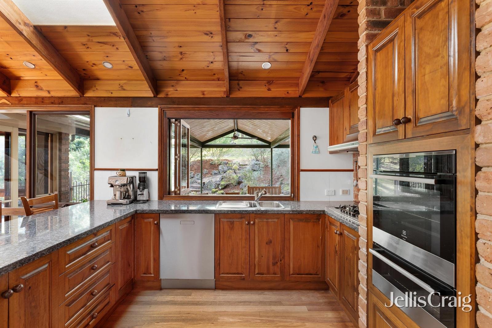 35 Kruses Road, North Warrandyte image 4
