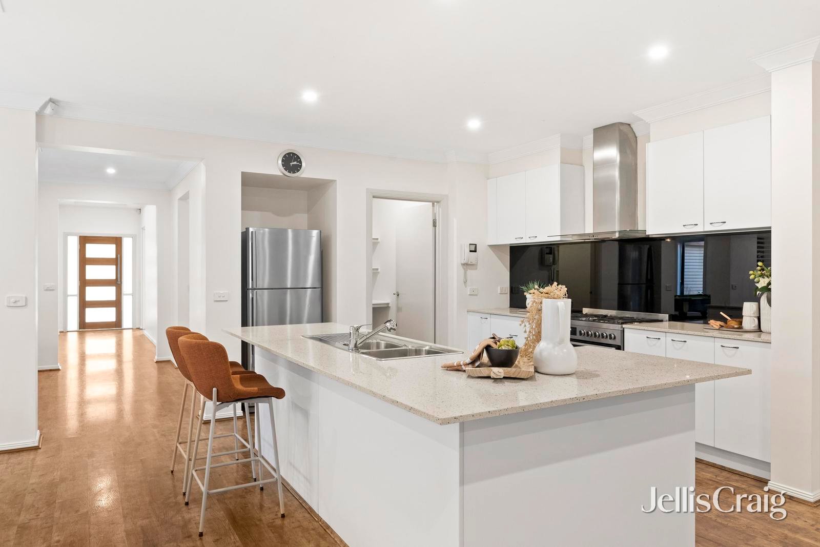 35 Larbert Road, Mooroolbark image 3