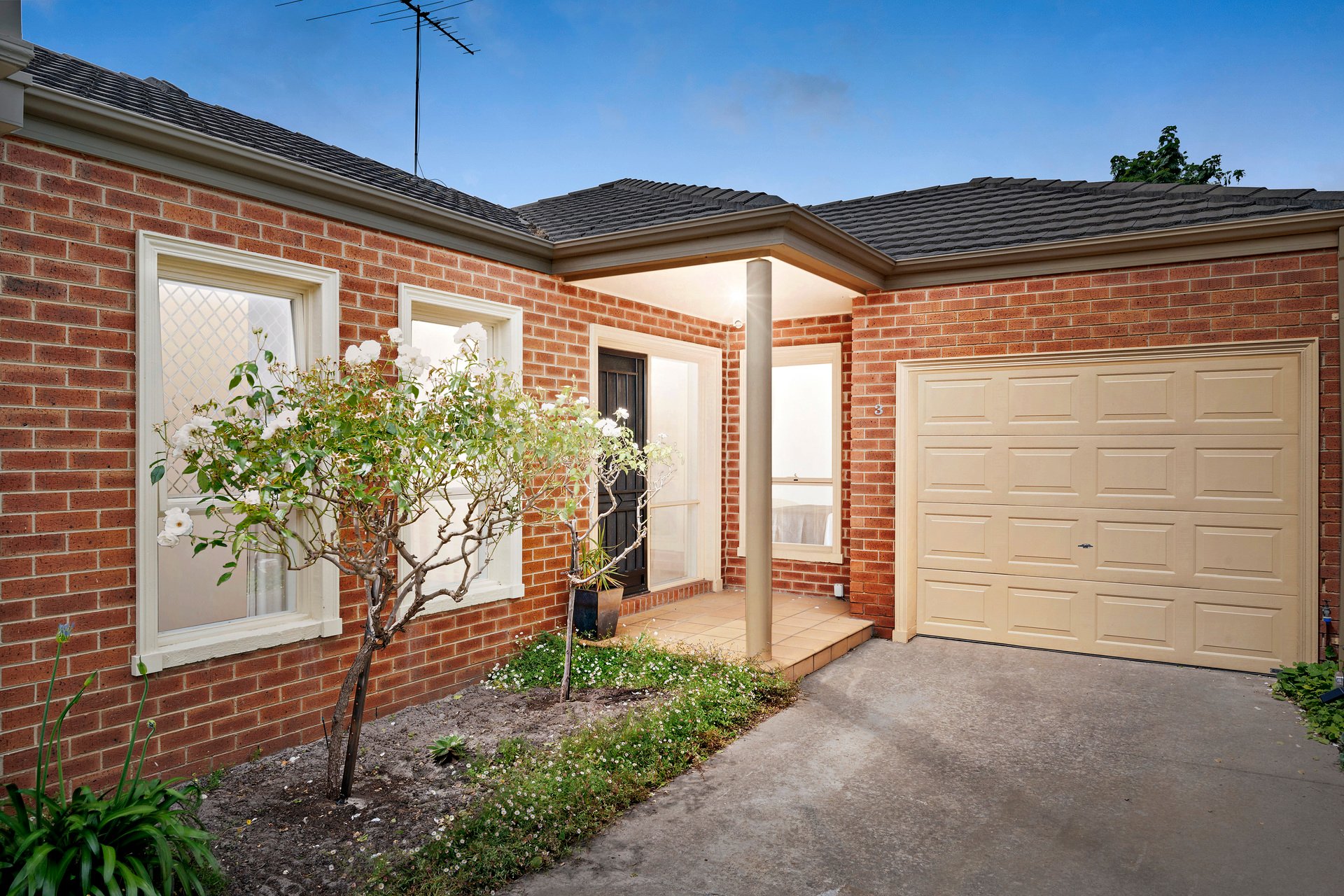 Property Gallery - Main Image