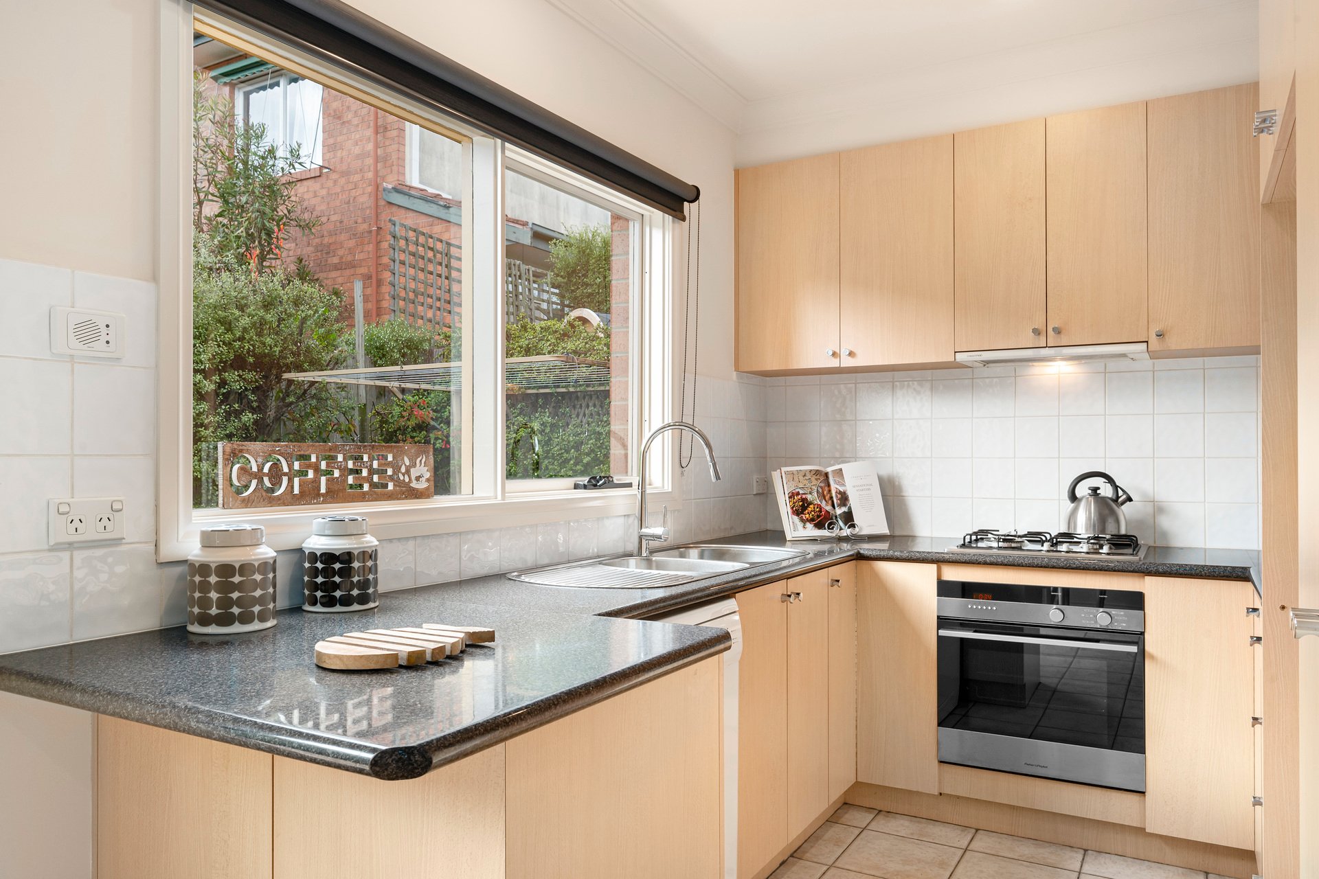 Property Gallery Thumbnail 3