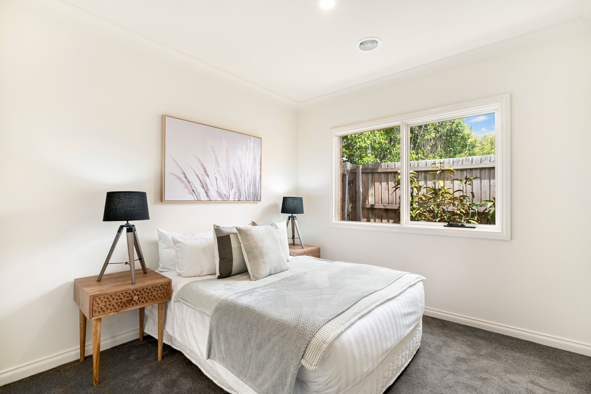Property Gallery Thumbnail 7