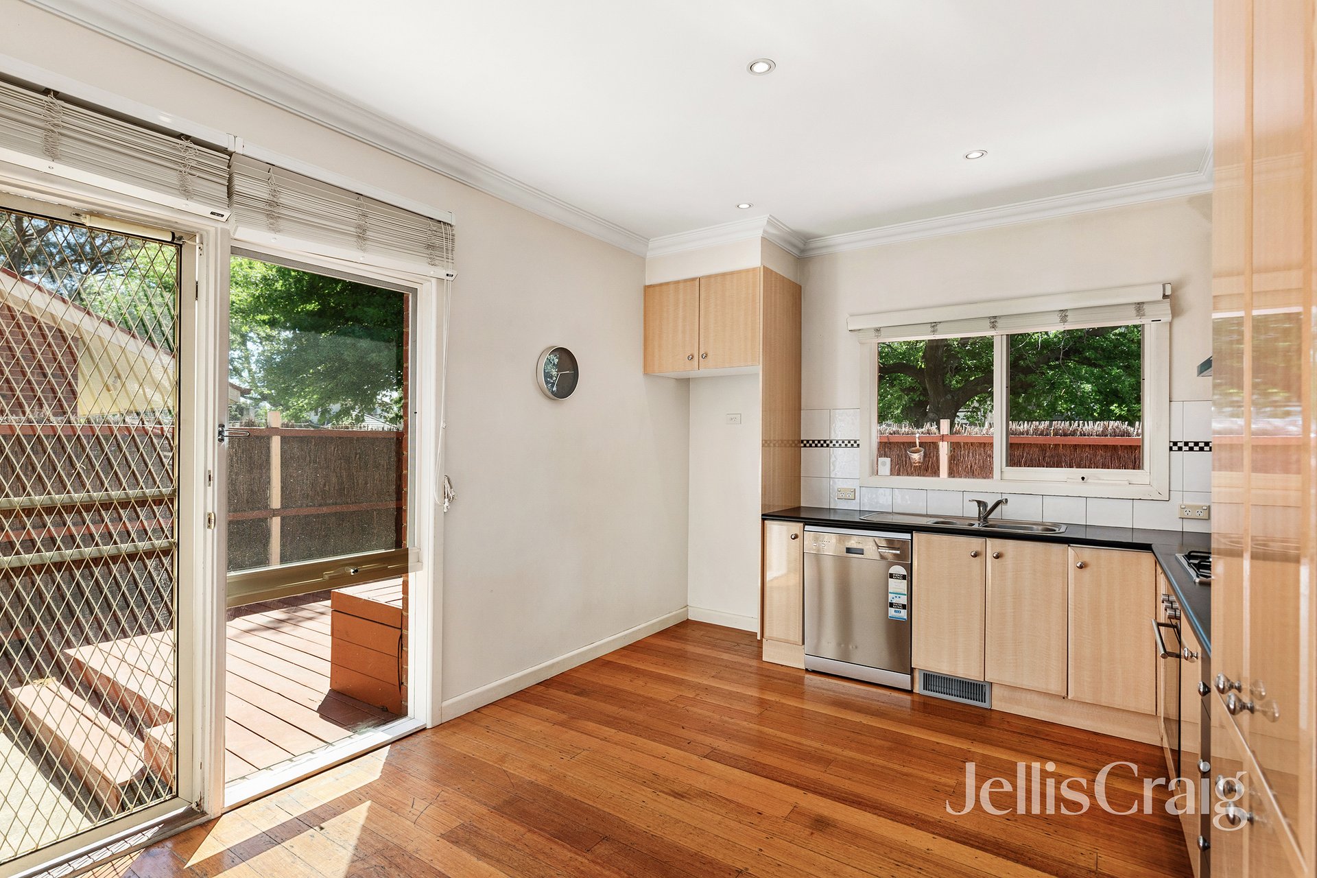 35 Law Street, Heidelberg&nbsp;Heights image 3