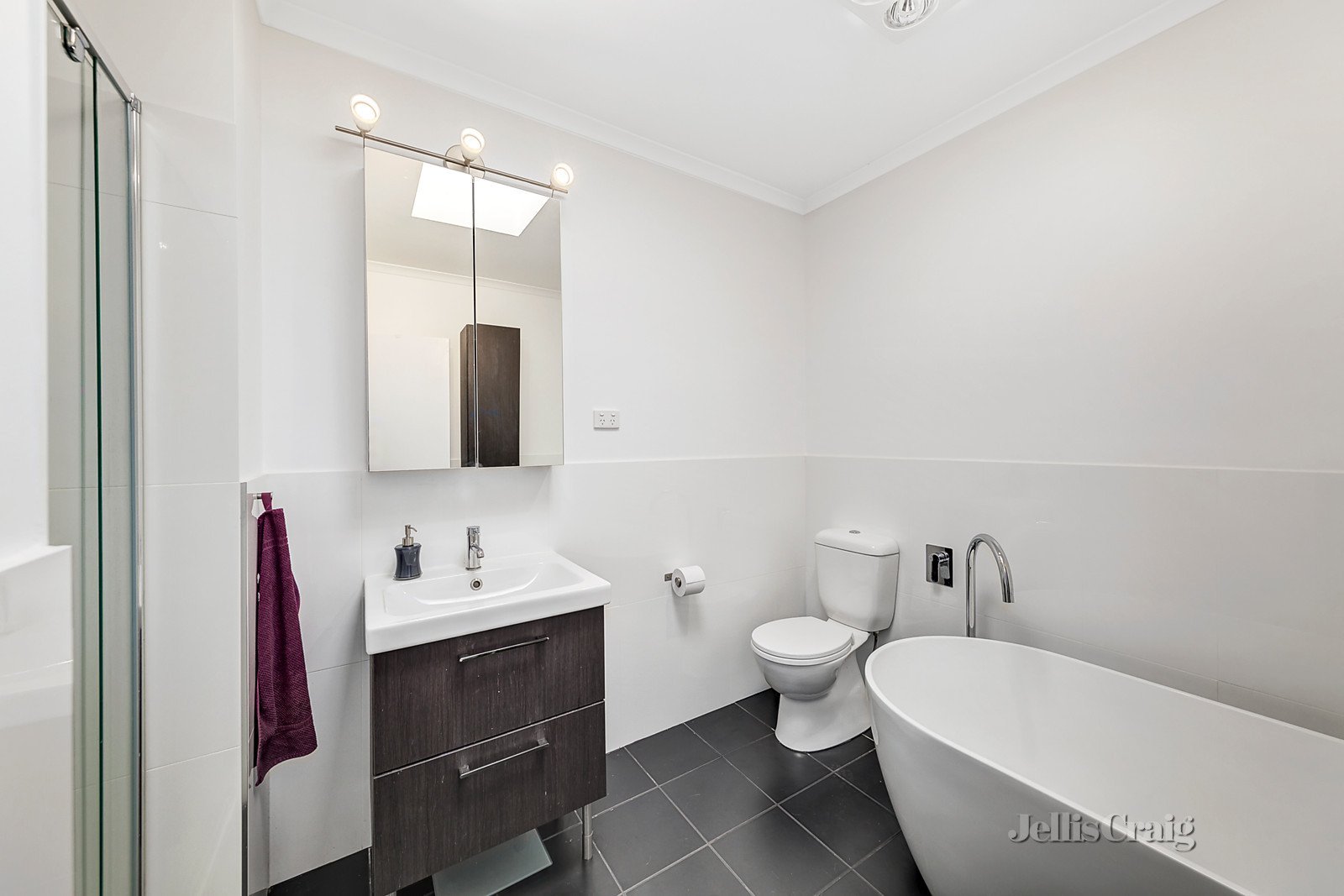 3/5 Leeds Street, Canterbury image 5