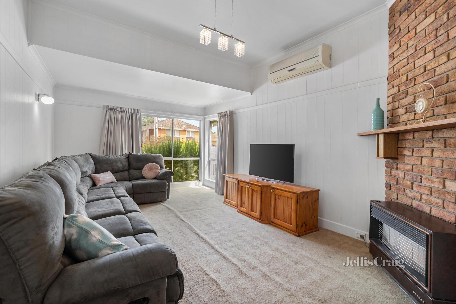 35 Lees Street, Mckinnon image 5