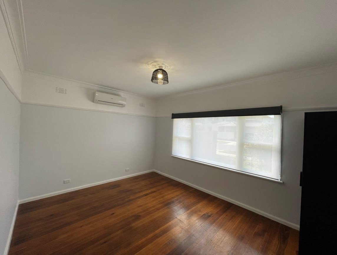 35 Lilac Street, Bentleigh East image 7