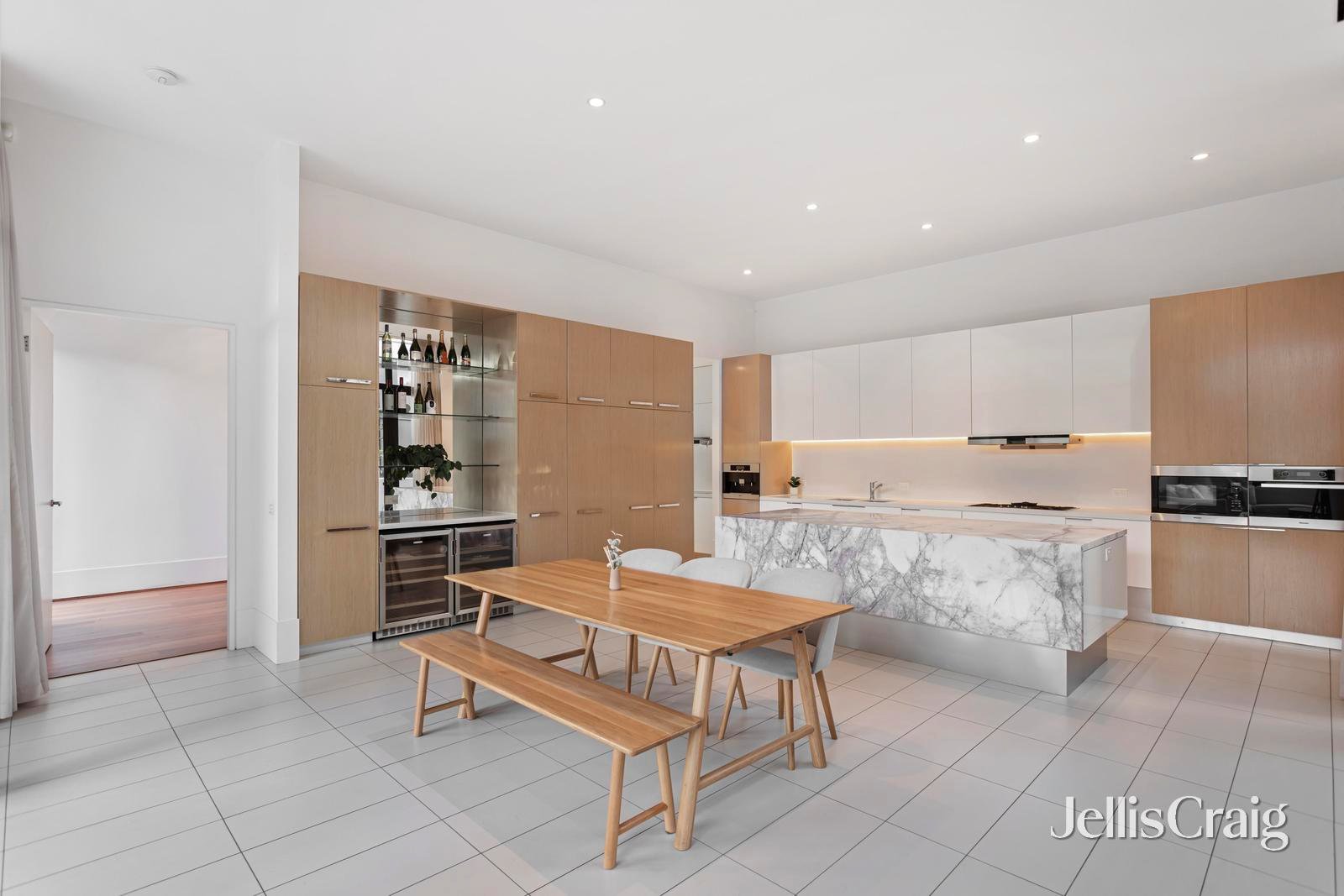 35 Main Drive, Kew image 6