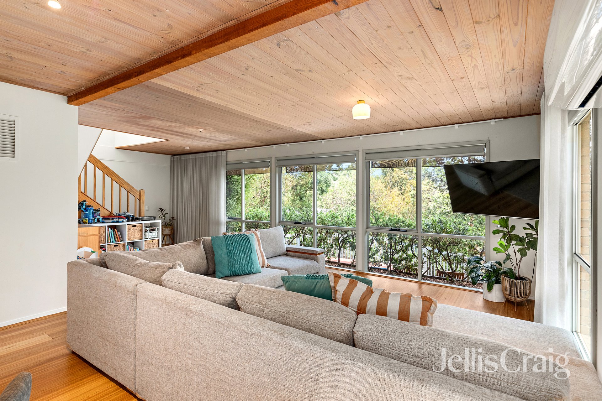 35 Malabar Crescent, Eltham image 6