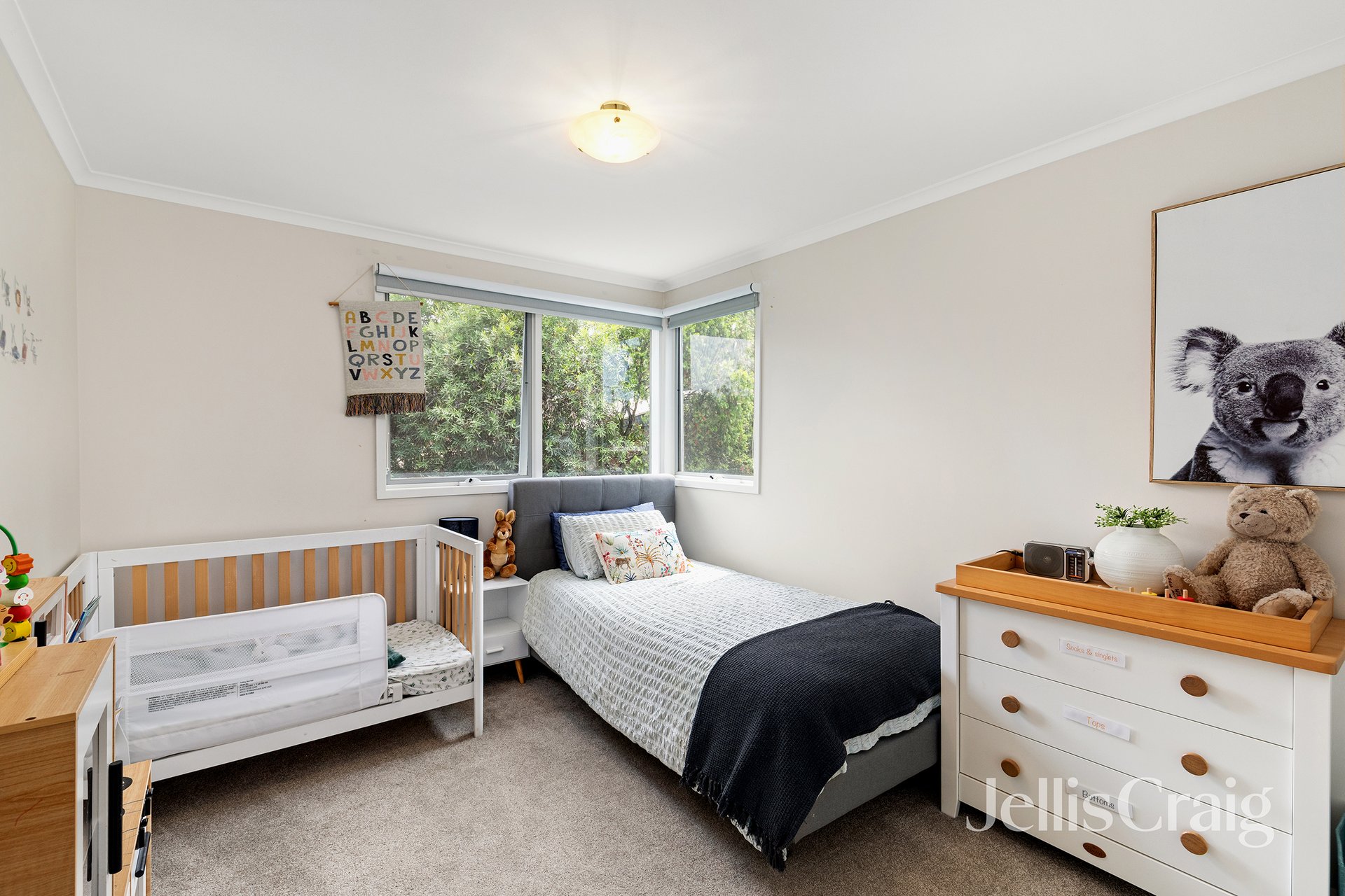 35 Malabar Crescent, Eltham image 9