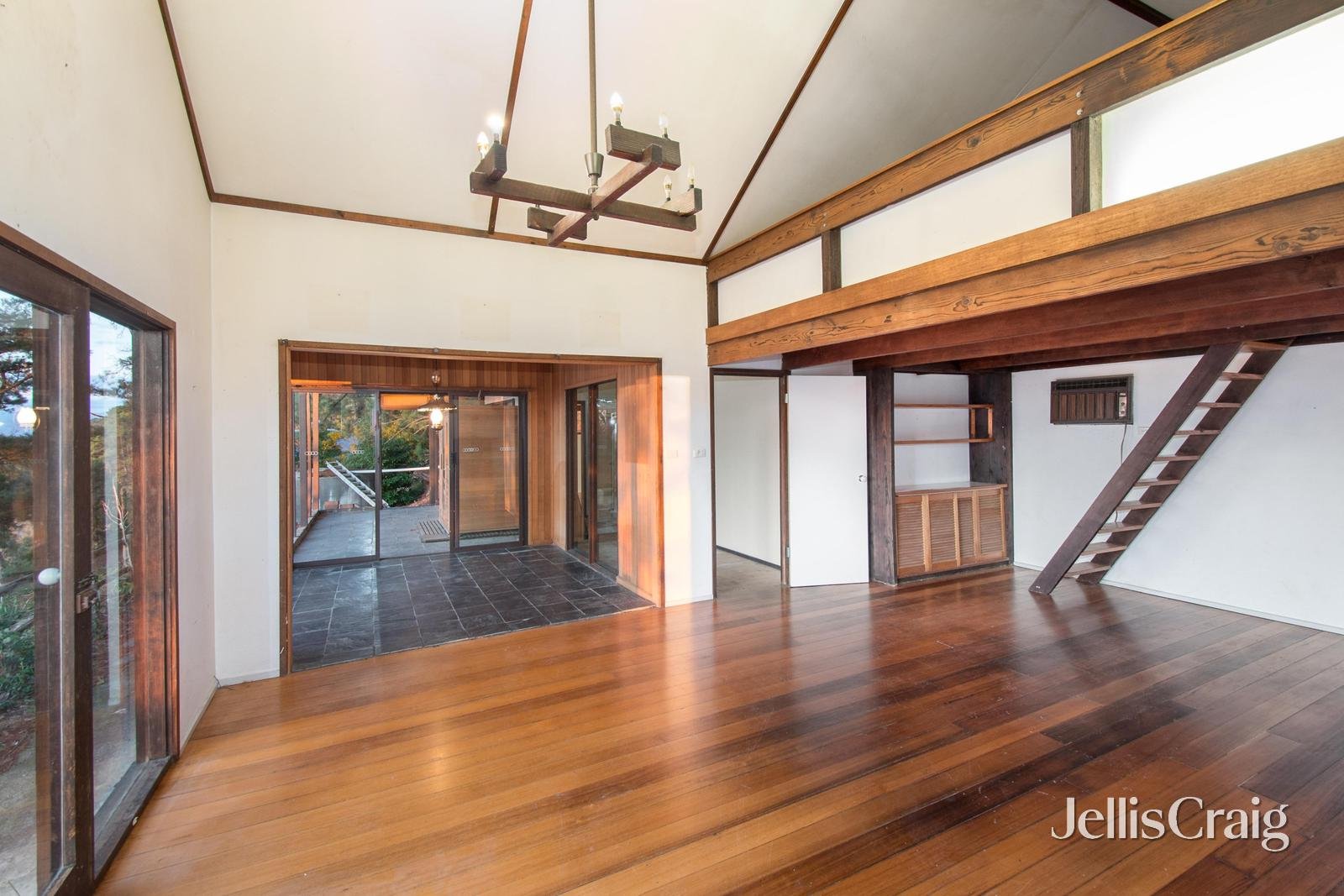 35 Marshall Terrace, Montrose image 7