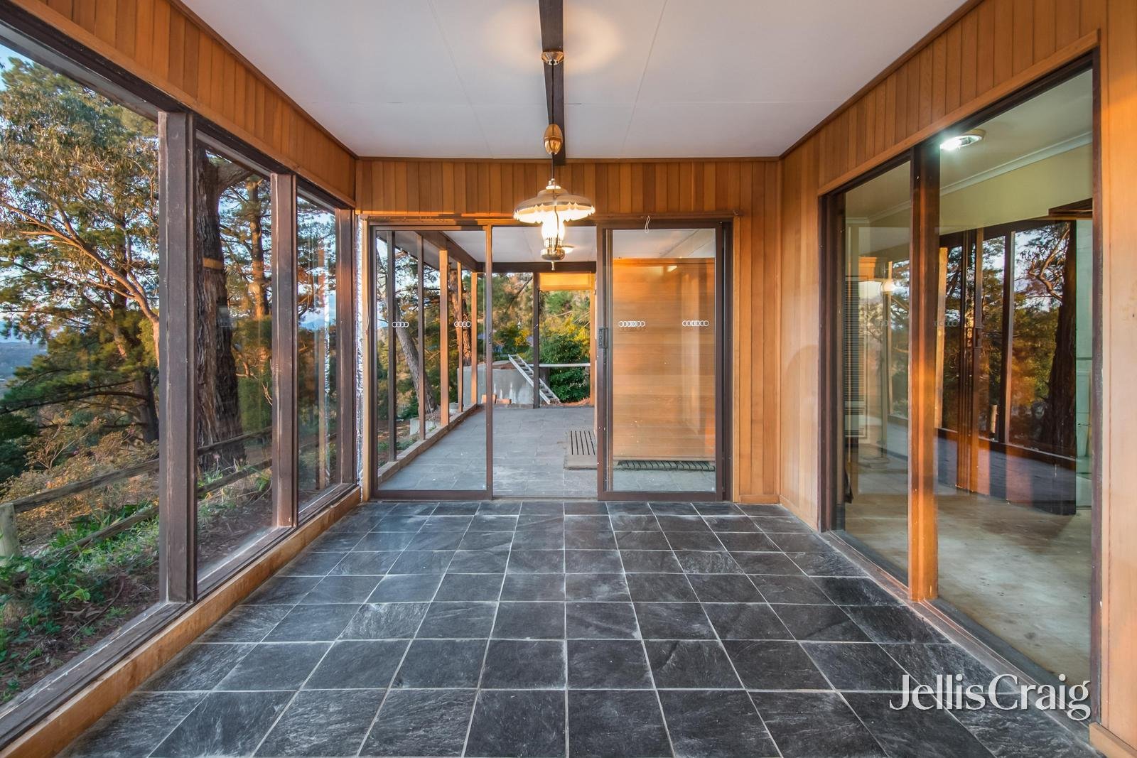 35 Marshall Terrace, Montrose image 10