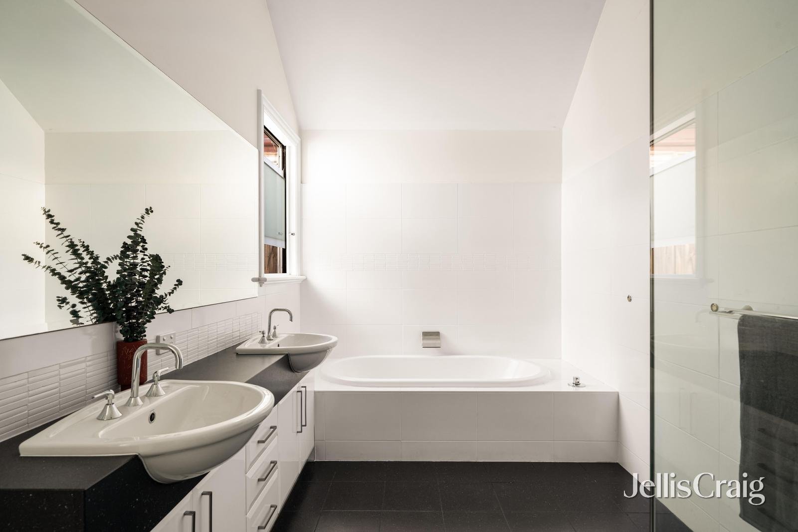 35 Mccracken Avenue, Northcote image 23