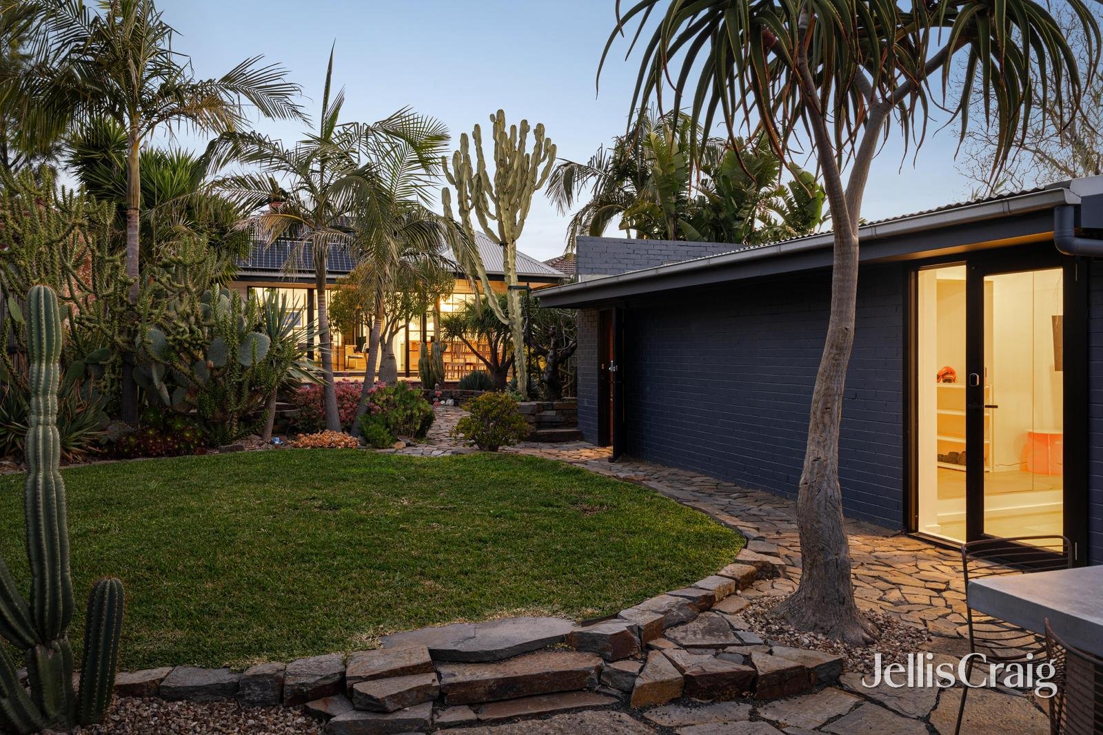 35 Mccracken Avenue, Northcote image 26