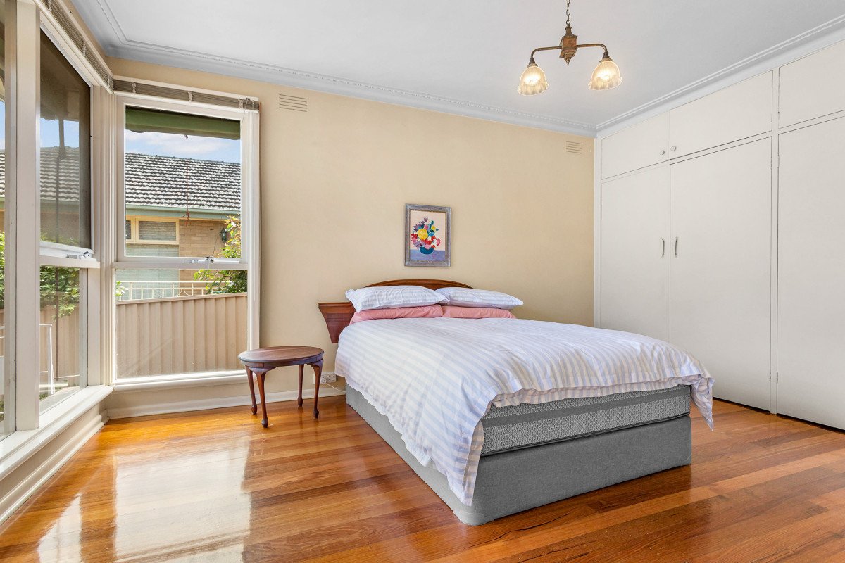 35 Minerva Avenue, Balwyn North image 8