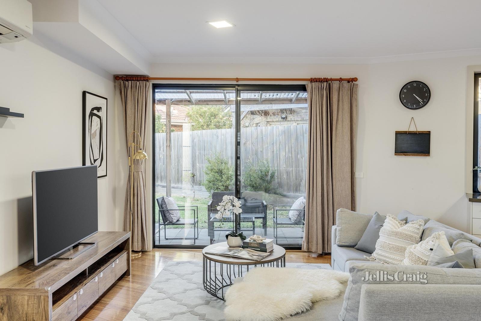 3/5 Mudgee Court, Chadstone image 2