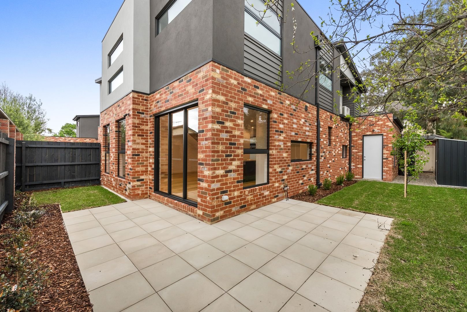 3/5 Normanby Street, Hughesdale image 7