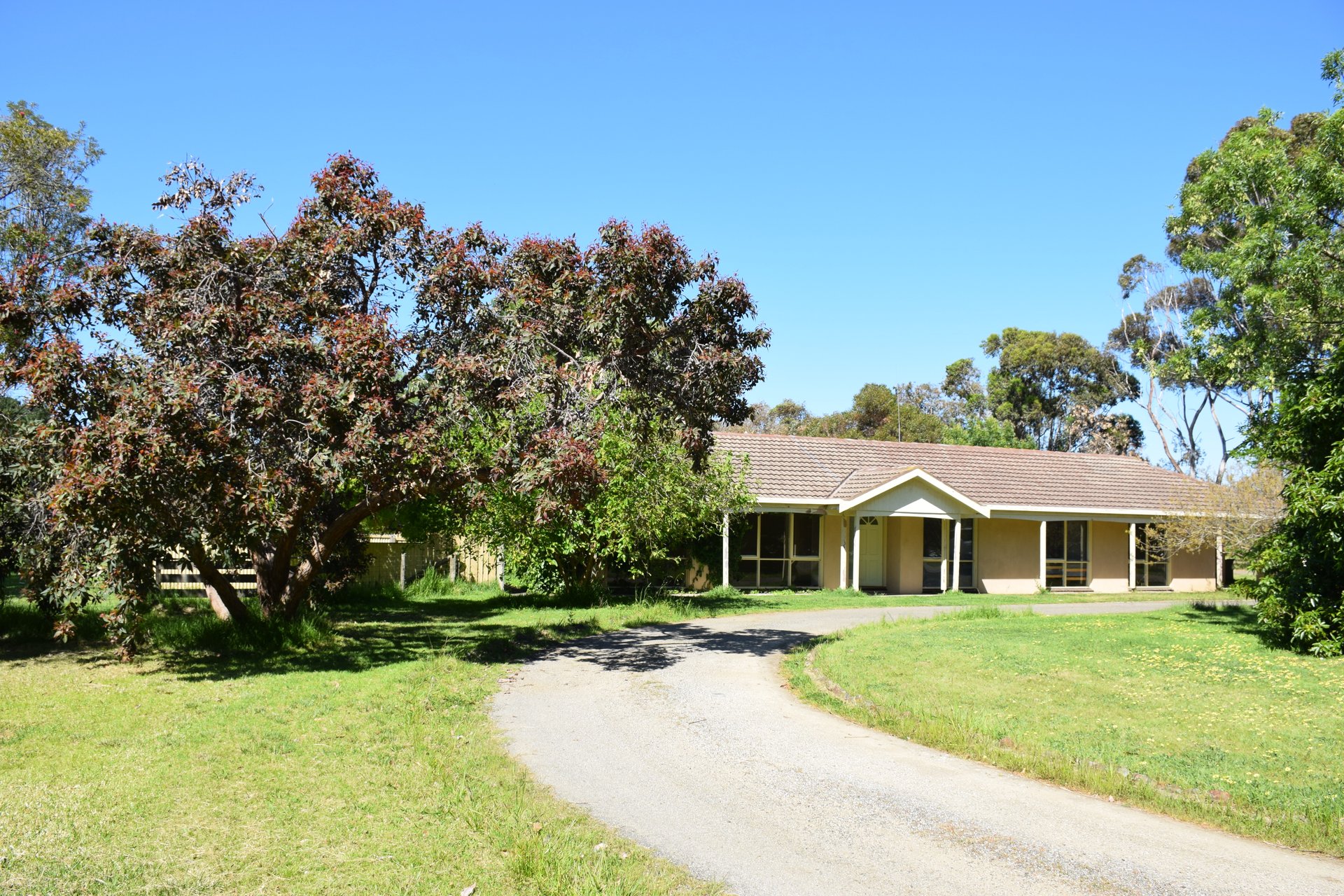 Property Gallery Thumbnail 2