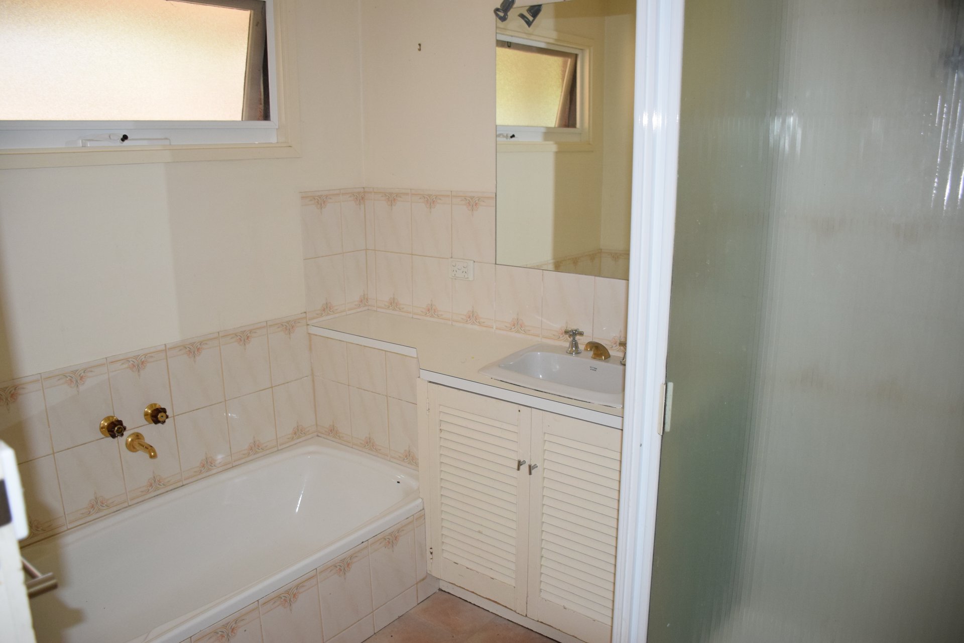 Property Gallery Thumbnail 4