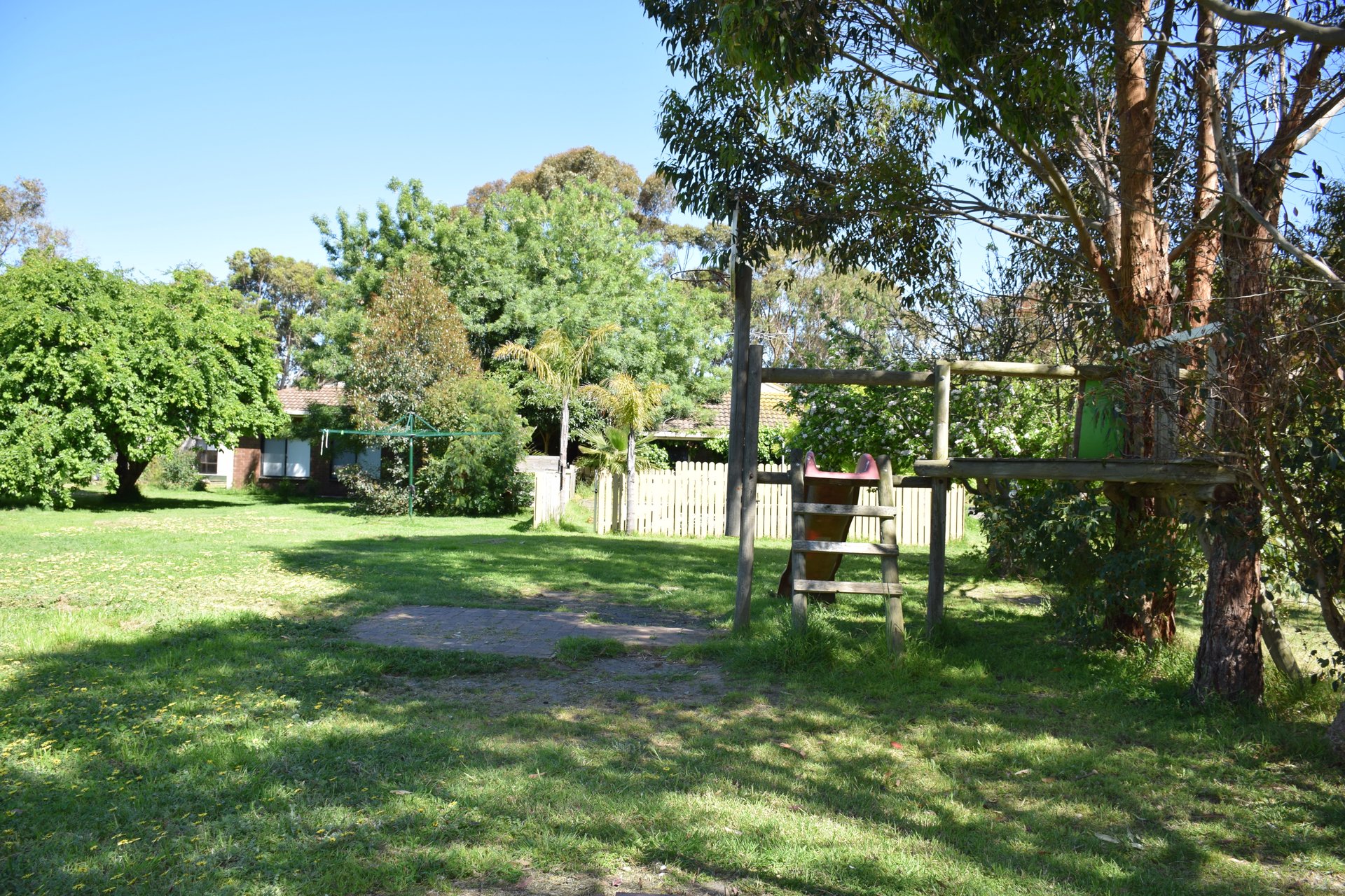 Property Gallery Thumbnail 8