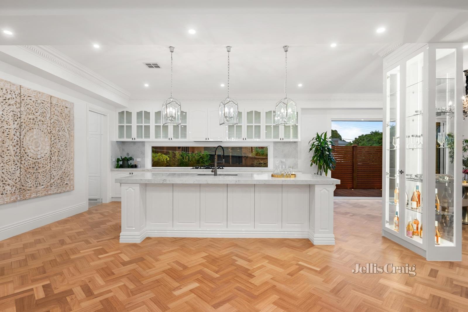 35 Orchard Street, Glen Waverley image 4