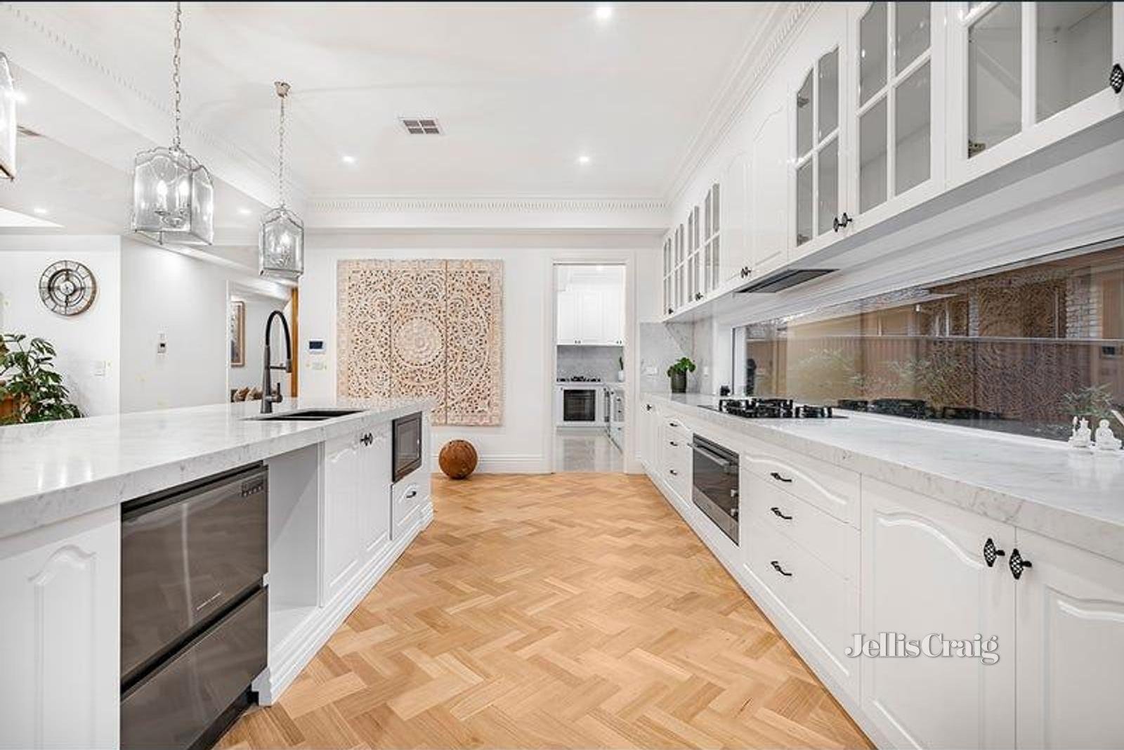35 Orchard Street, Glen Waverley image 7