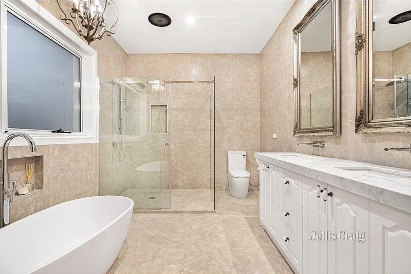 35 Orchard Street, Glen Waverley image 14