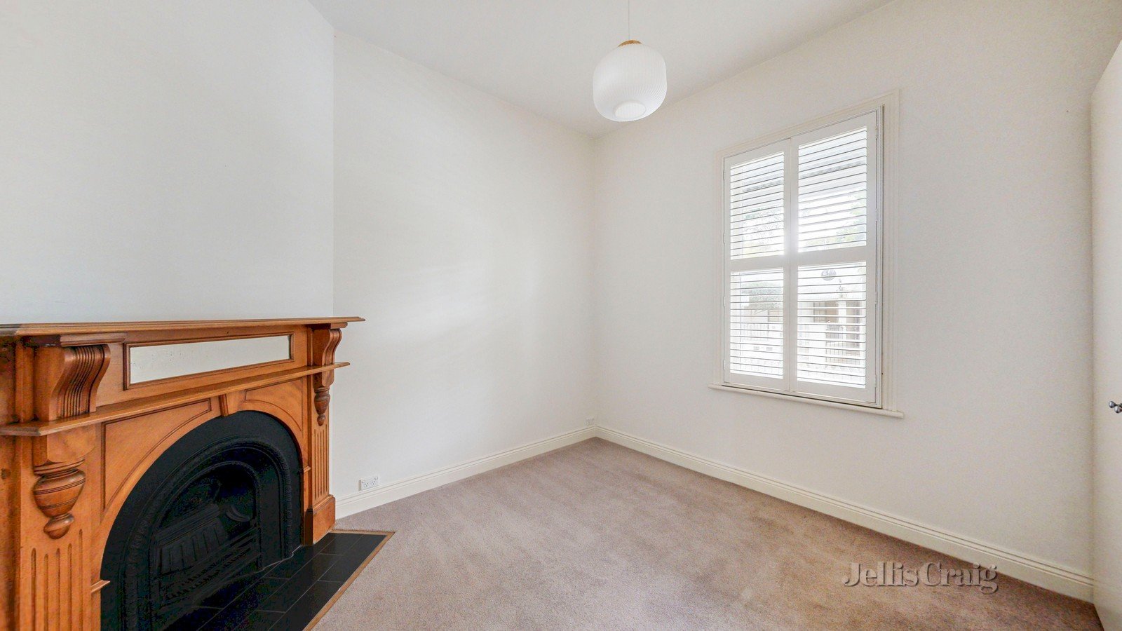 35 Parkville St, Burnley image 6