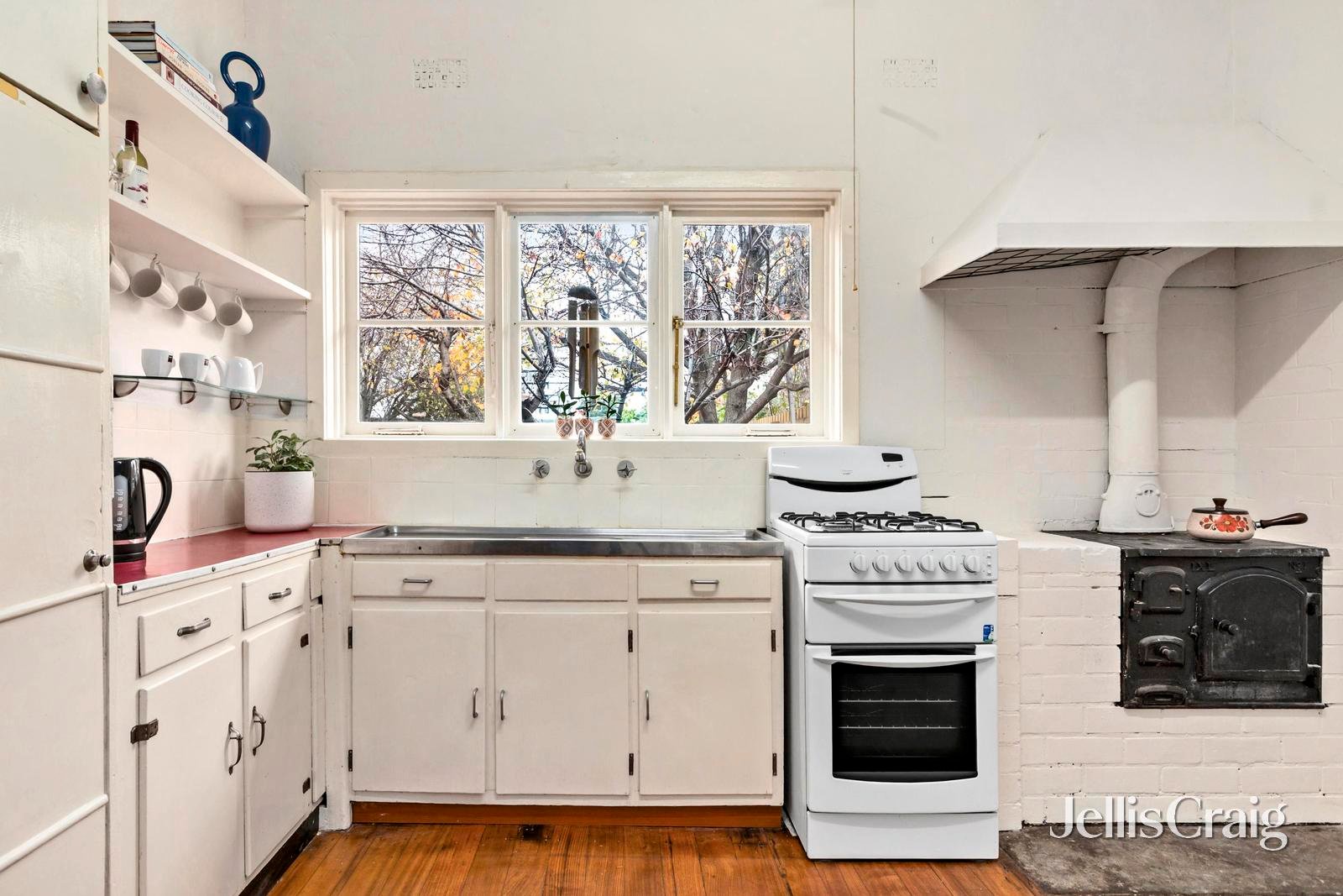 35 Peacock Street, Brunswick&nbsp;West image 3
