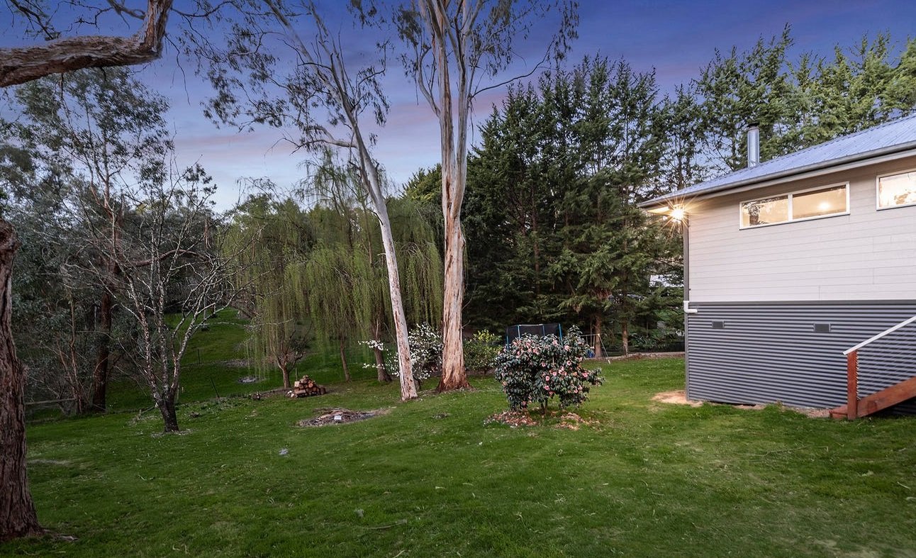 35 Railway Parade, Wandin&nbsp;North image 14