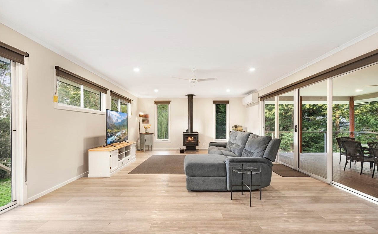 35 Railway Parade, Wandin&nbsp;North image 3