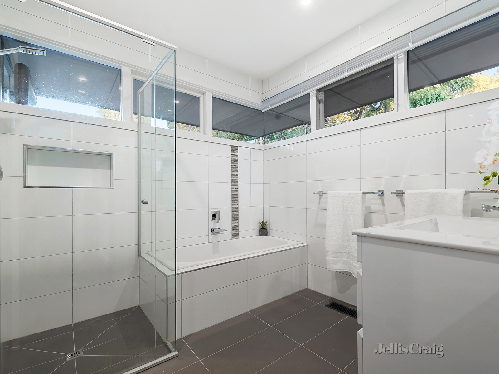 35 Royal Avenue, Heathmont image 4