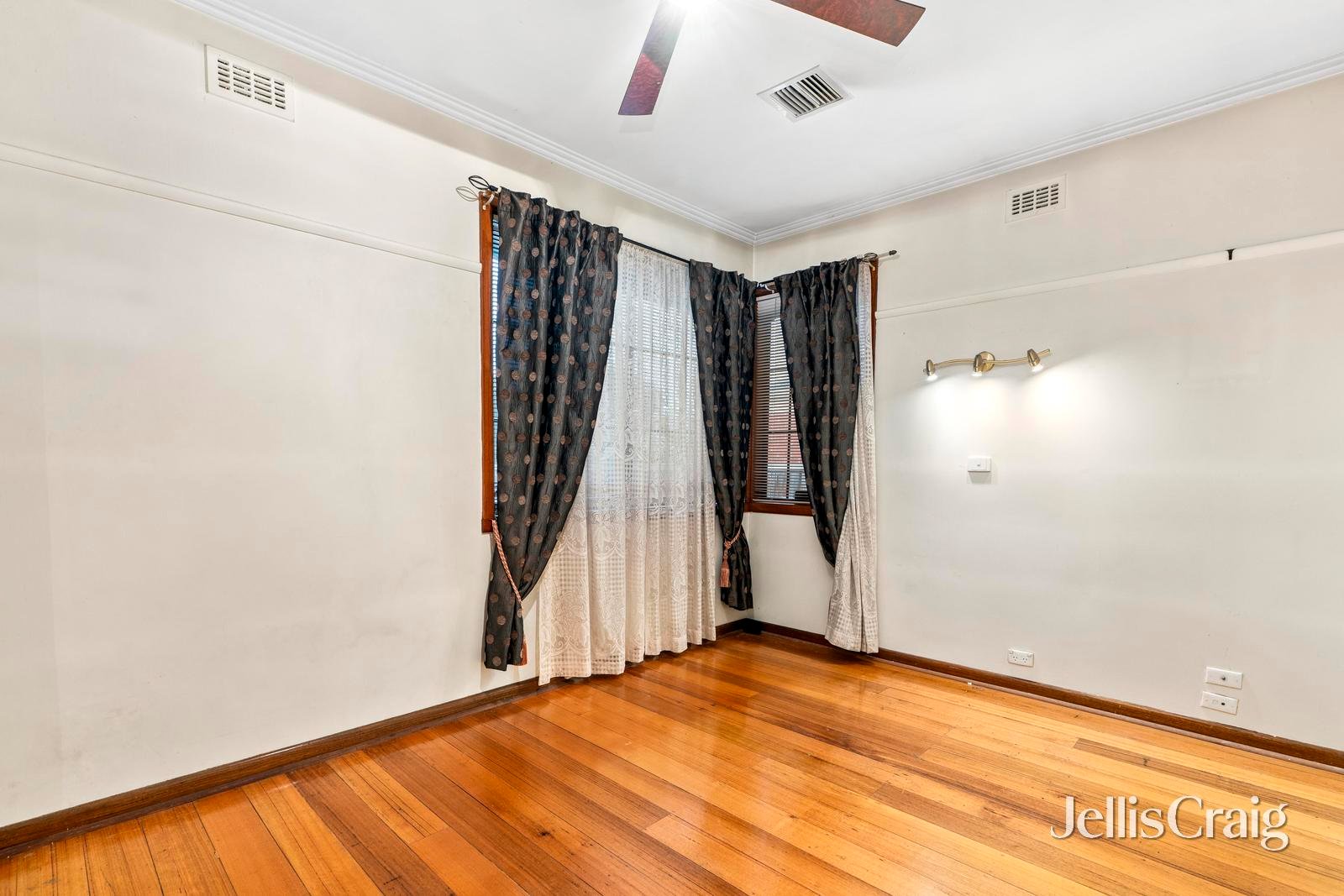 35 Scotts Street, Bentleigh image 6