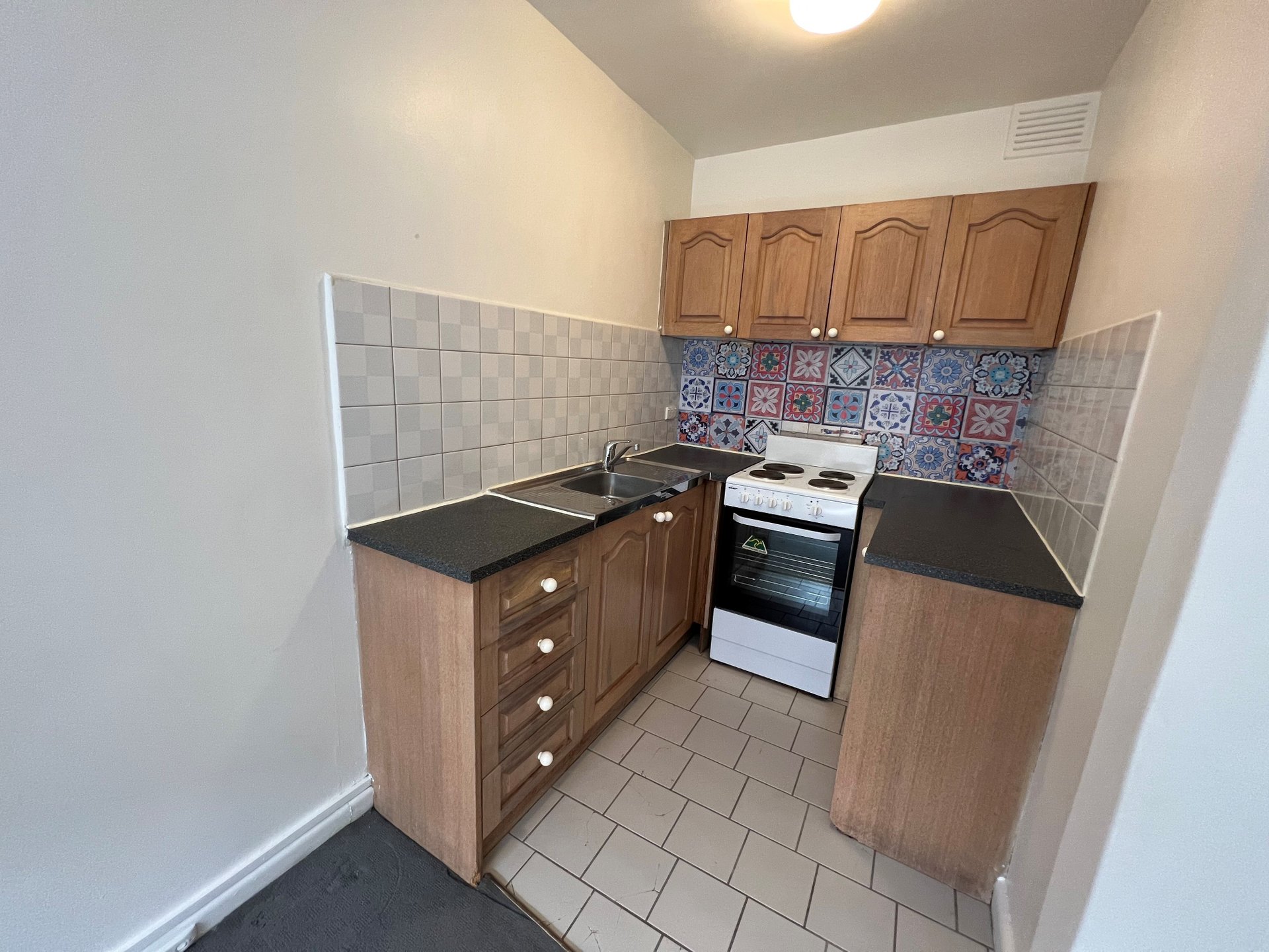 Property Gallery Thumbnail 2