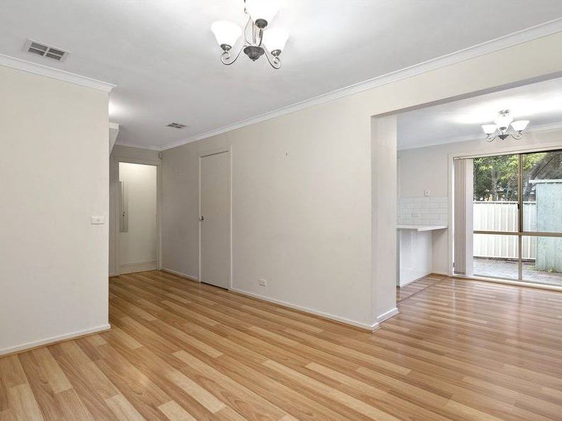 3/5 Somers Court, Glen&nbsp;Waverley image 2