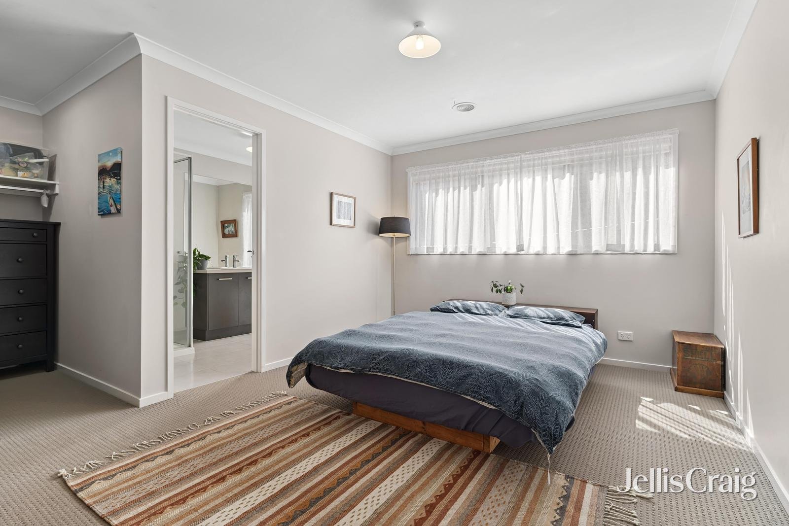 35 South Road, Woodend image 8