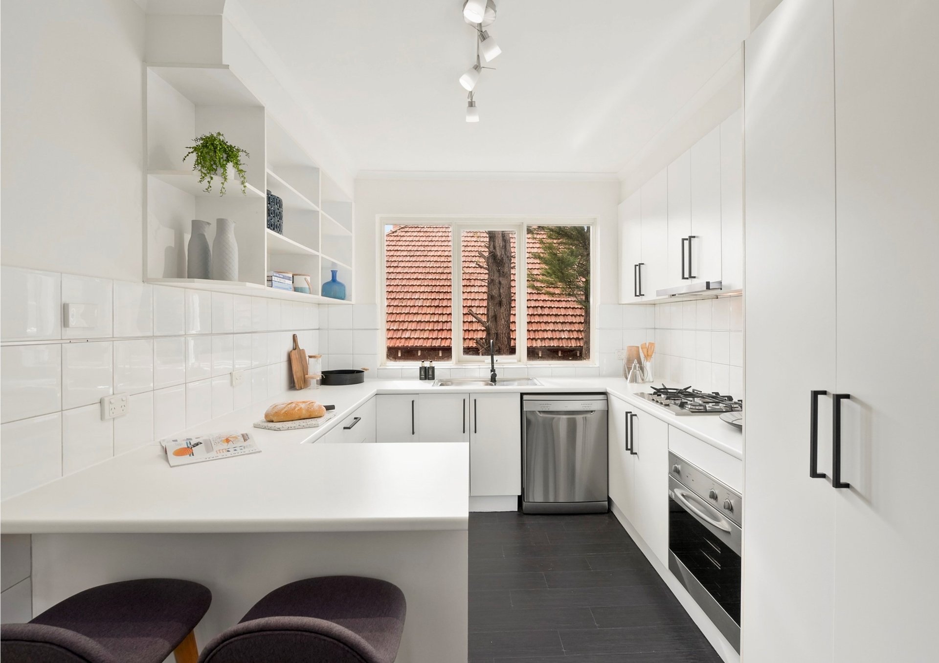 Property Gallery - Main Image