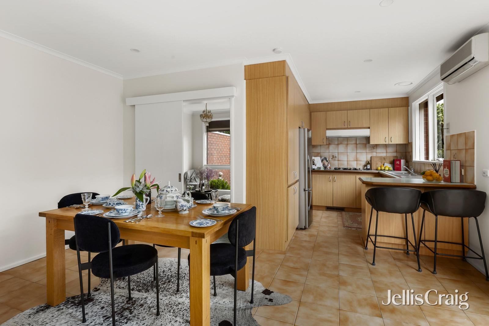 3/5 St Huberts Road, Carnegie image 6