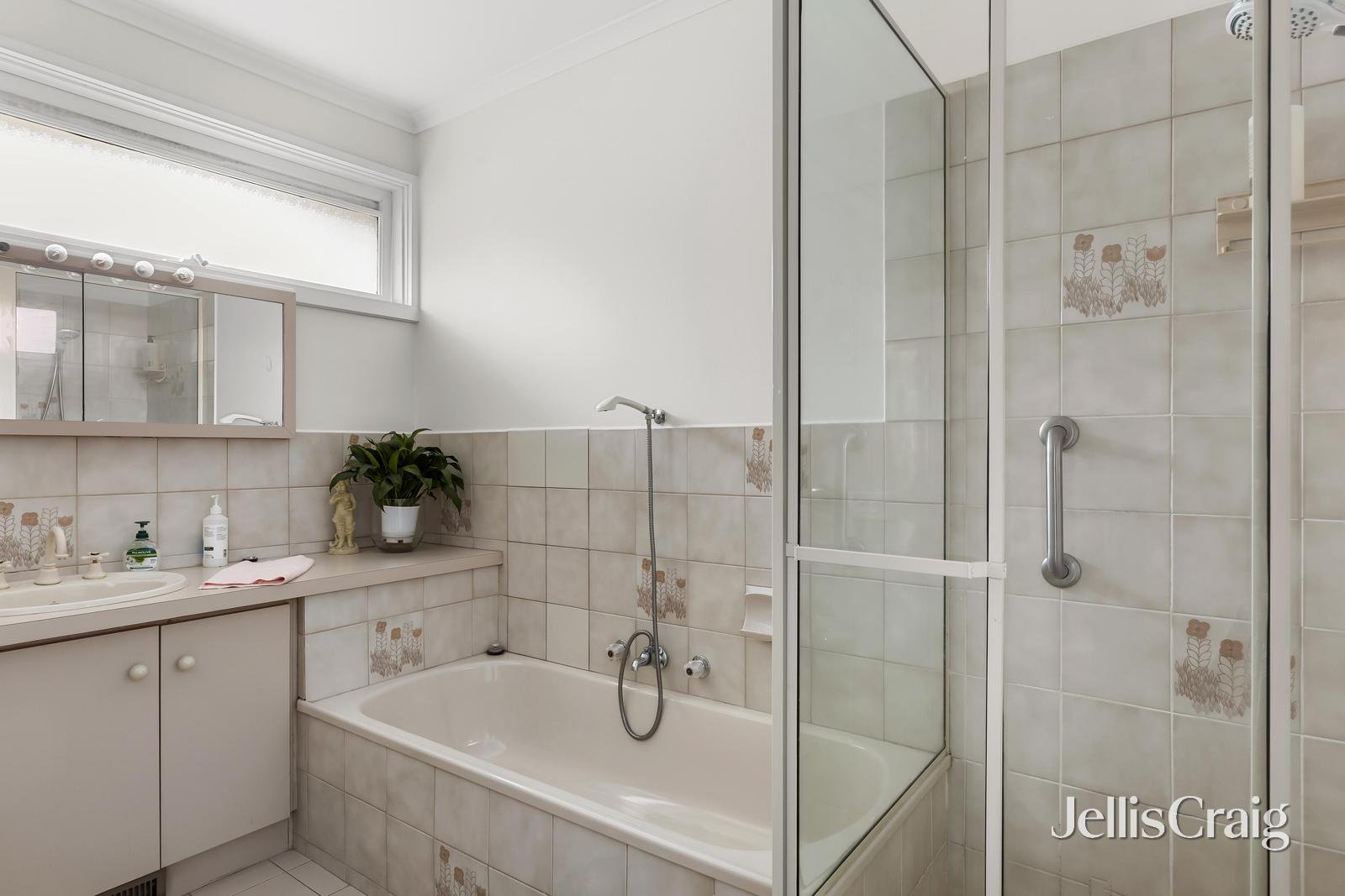 3/5 St Huberts Road, Carnegie image 10