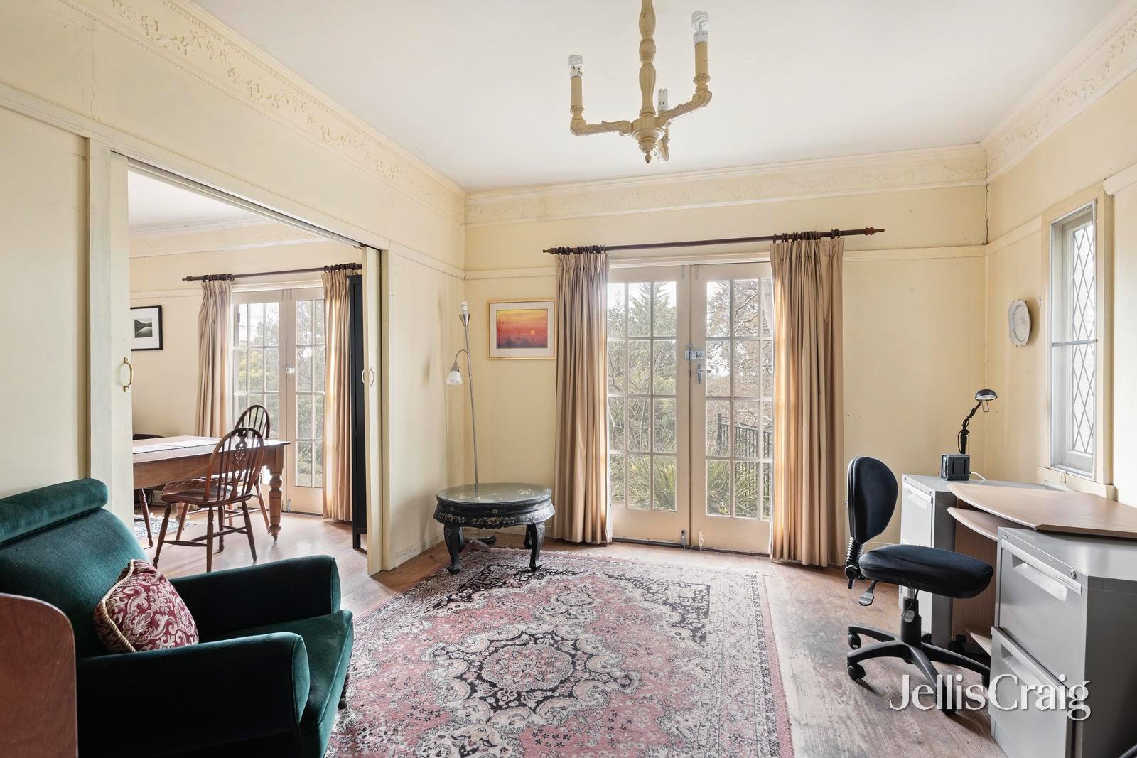 35 Stirling Road, Croydon image 4